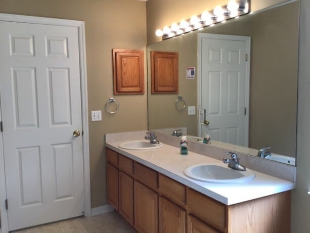 Building Photo - 754 46th Sq