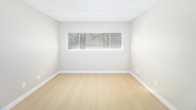 Building Photo - 2731 S Blair Stone Rd