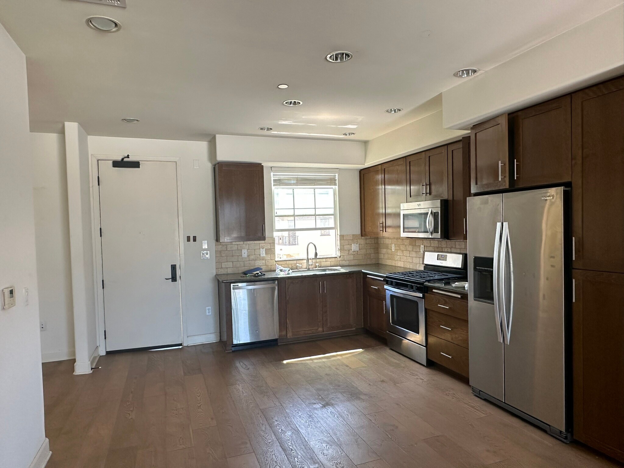 view of kitchen - 130 N Garden St