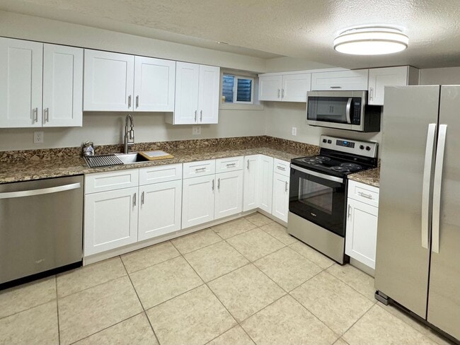 Building Photo - 250 N 360 W