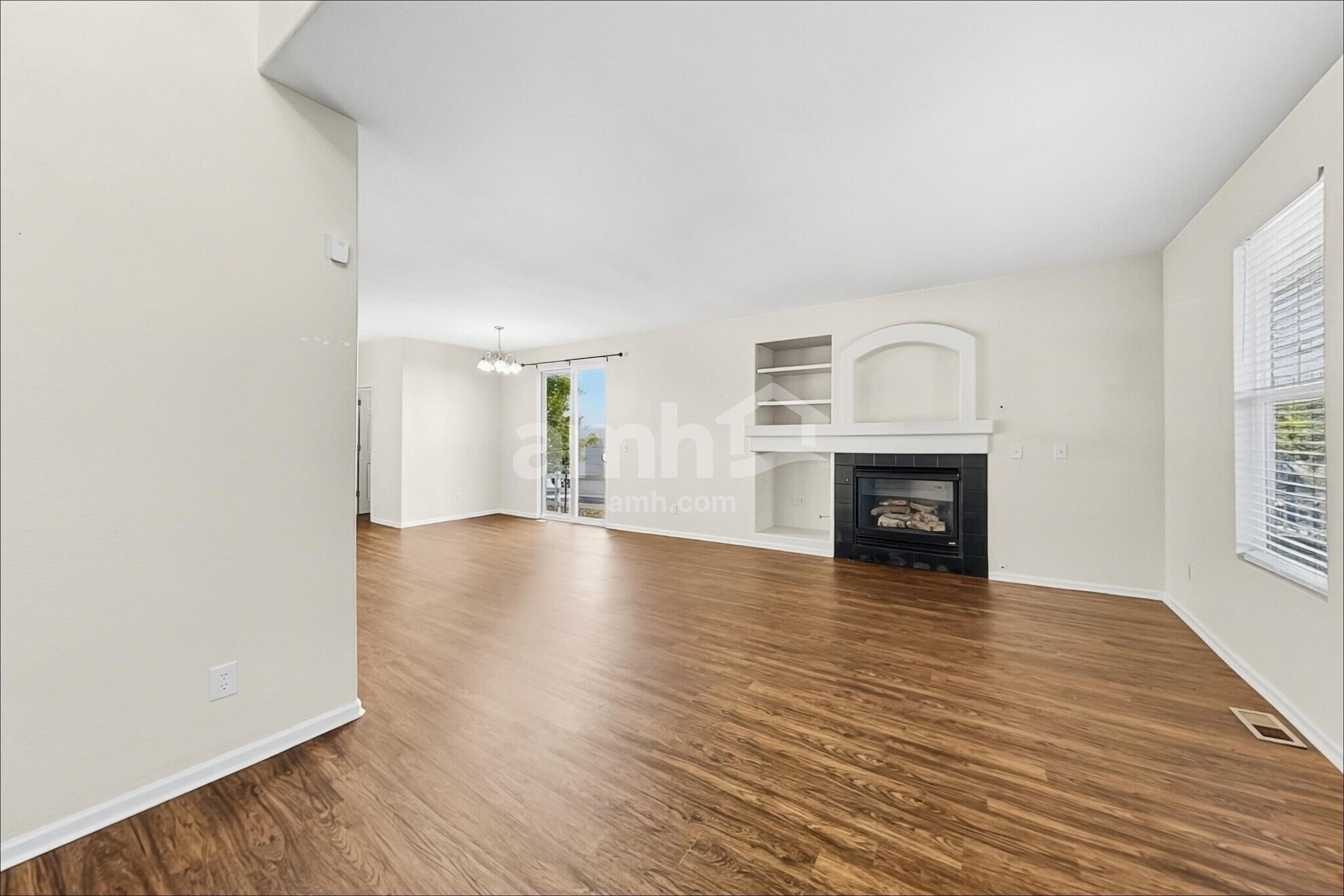 Building Photo - 23789 E Mississippi Cir