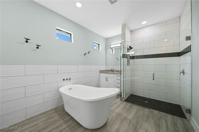 Building Photo - 4657 Key Largo Ln