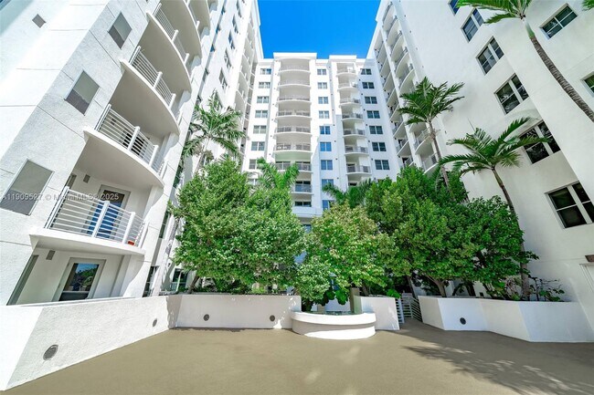 Building Photo - 1830 Radius Dr