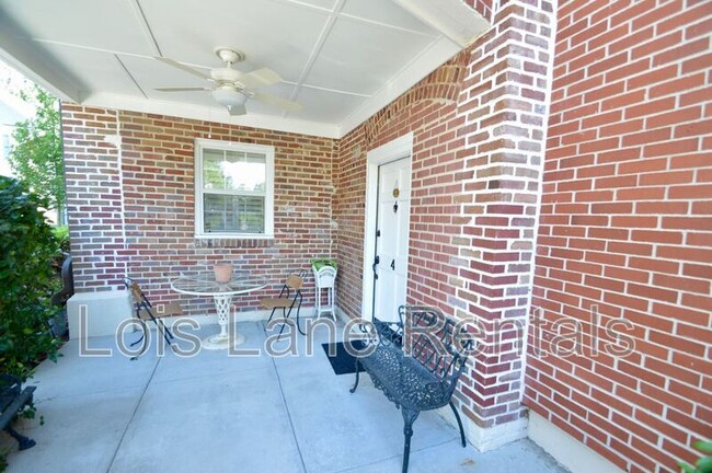 Primary Photo - 55 Ashley Ave