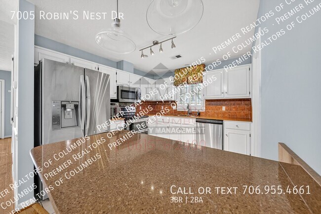 Building Photo - 7005 Robin's Nest Dr