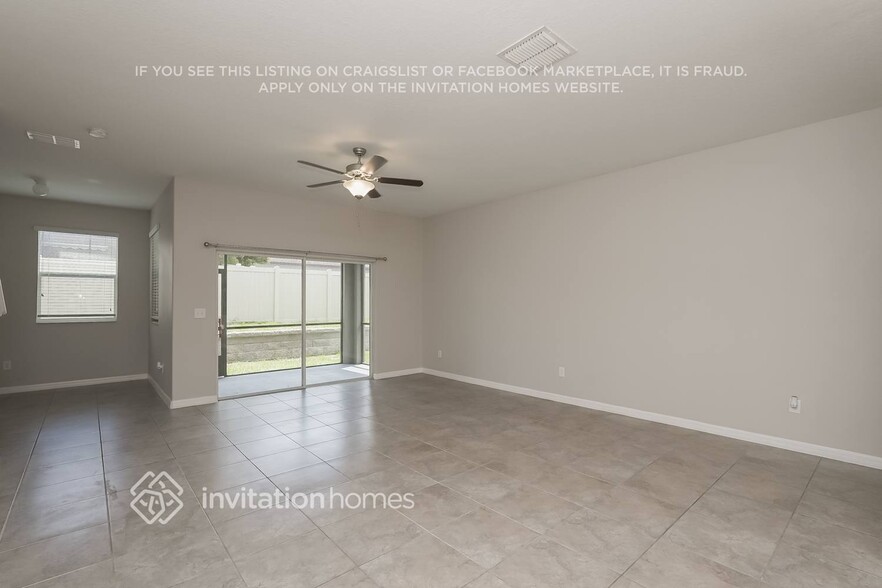 Building Photo - 10619 Lake Montauk Dr