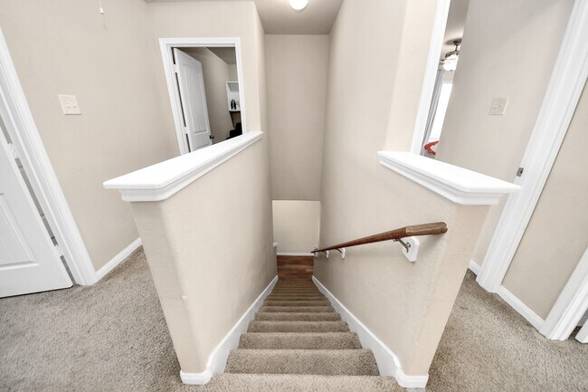 Building Photo - 18611 Cooper Ravine Wy