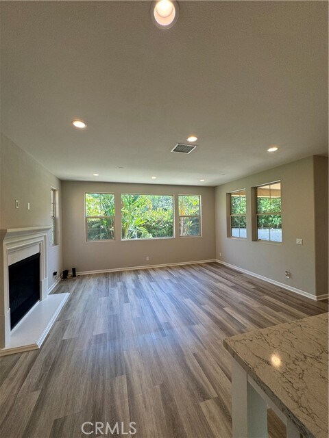 Building Photo - 242 N Callum Dr