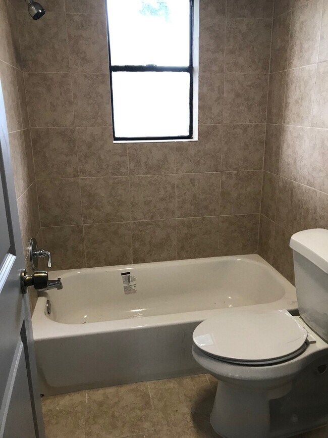 Building Photo - 8717 Spaulding St