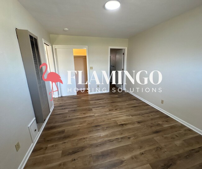 Building Photo - 428 Kling Dr