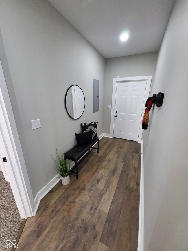 Building Photo - 822 N Gray St