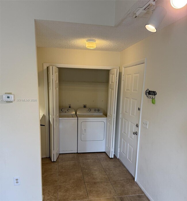 Building Photo - 4401 W McNab Rd