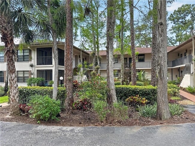 Building Photo - 1701 Courtyard Way
