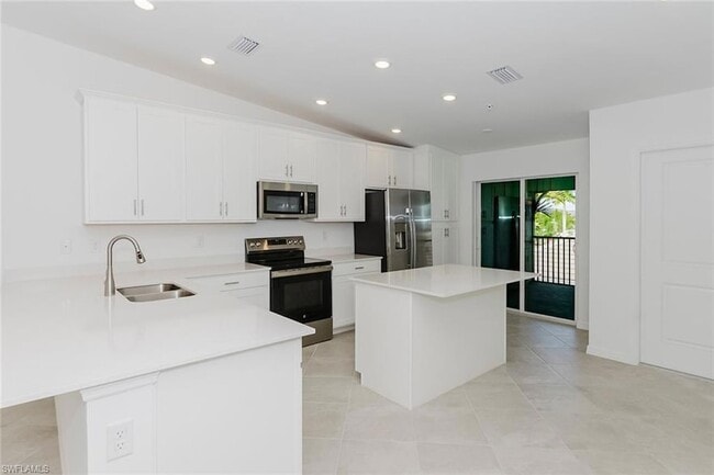 Building Photo - 5410 Double Eagle Cir