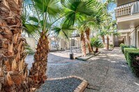 Building Photo - 4321 Hazard St