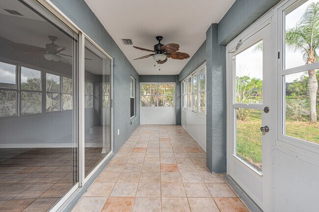 Building Photo - 3 Bedroom Port Orange Home