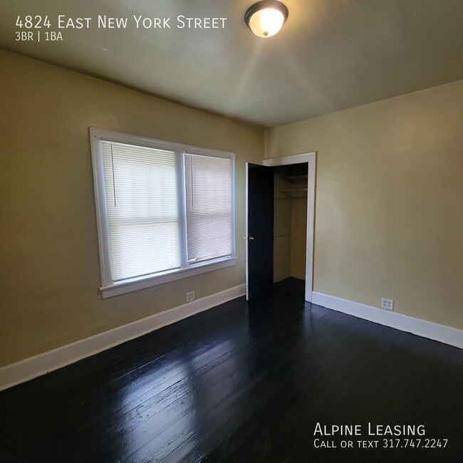 Building Photo - 4824 E New York St