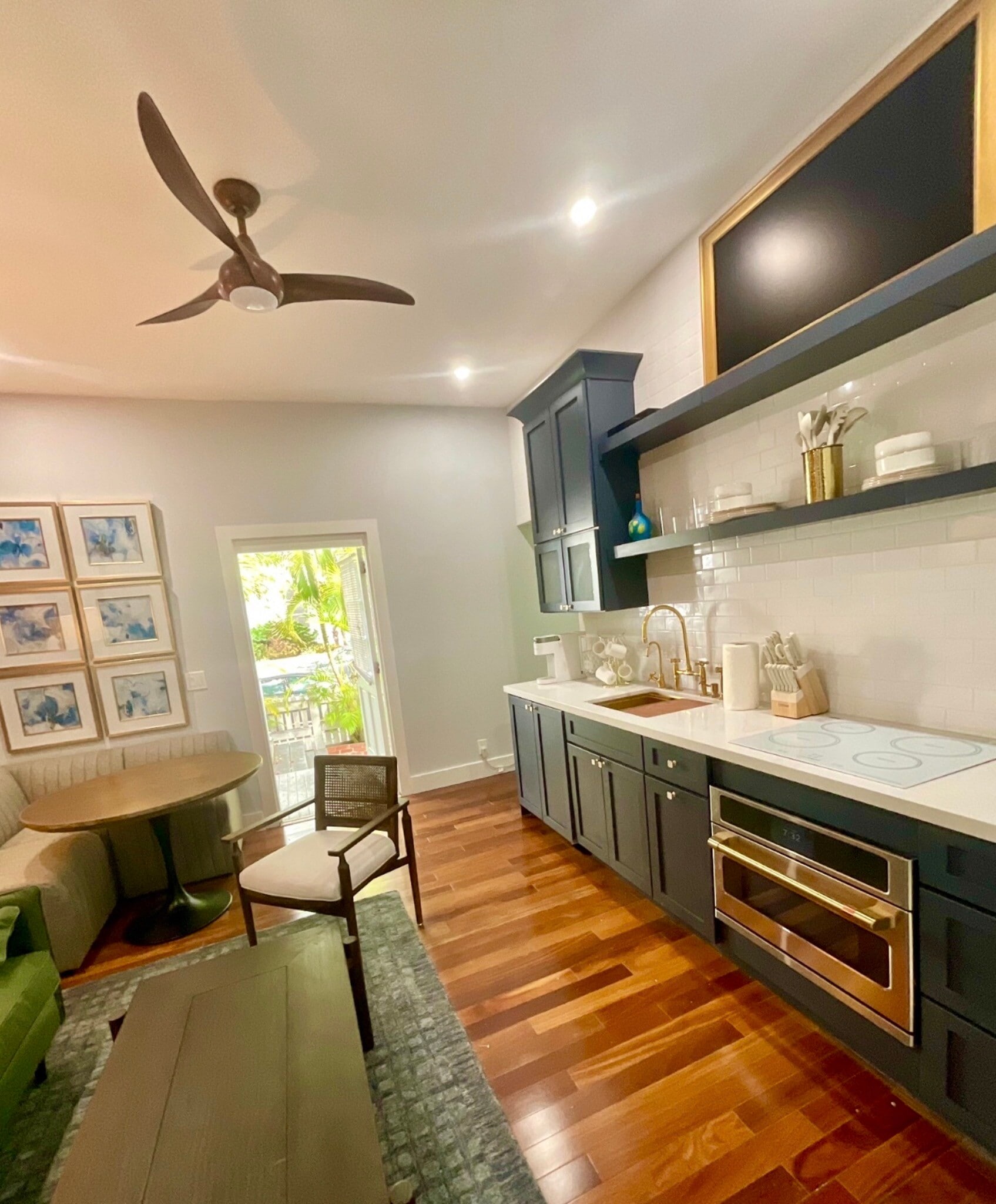 Kitchen - 400 Simonton St
