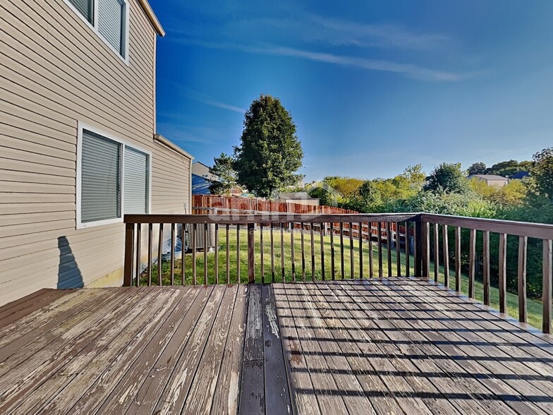 Building Photo - 10725 Hanover Ct