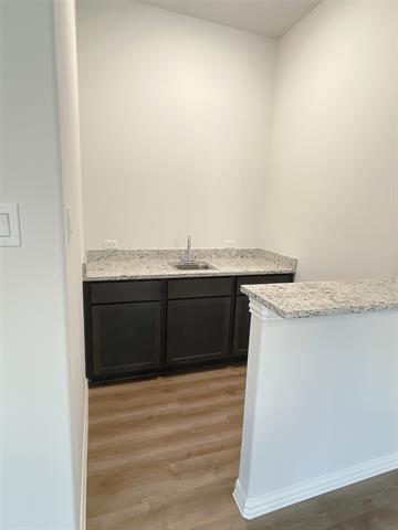 Building Photo - 513 Red Barn Dr