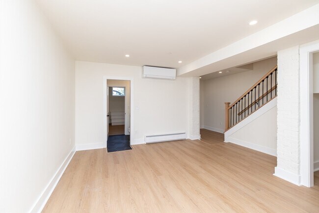 Building Photo - 219 Trenton St