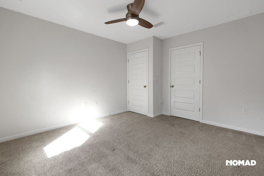 Building Photo - 10613 Queens Gate Cir