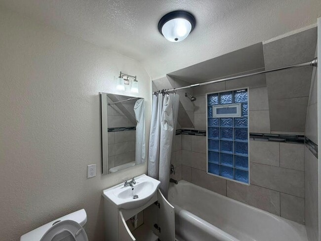 Building Photo - 2736 N 52nd St
