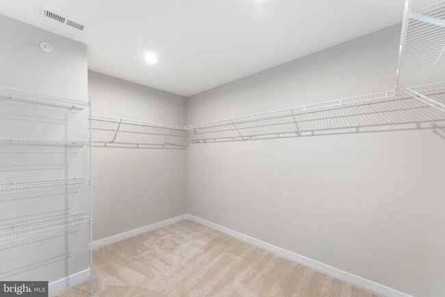 Building Photo - 4622 Quinns Ml Wy