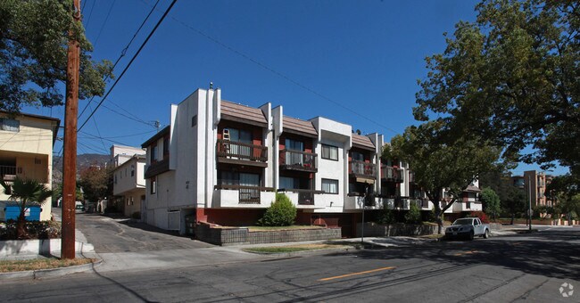 Primary Photo - 603 E Olive Ave