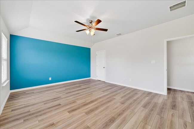 Building Photo - 7938 Rancho Vista Blvd E