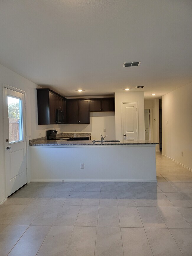 Kitchen 1 - 6020 Sumlin Way