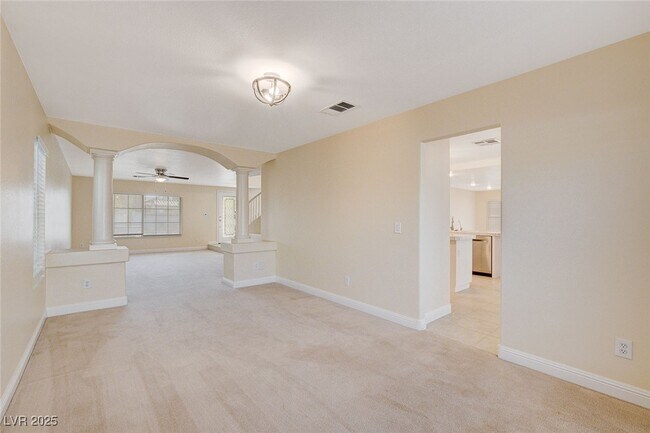 Building Photo - 432 Staghorn Pass Ave