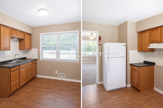 Building Photo - Raytown Rancher - Perfect location with fenced in back yard!
