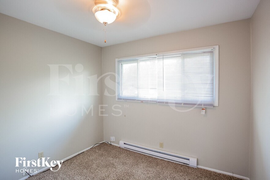 Building Photo - 6620 W 16th St