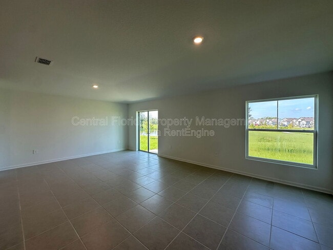 Building Photo - 3489 Chinotto Dr