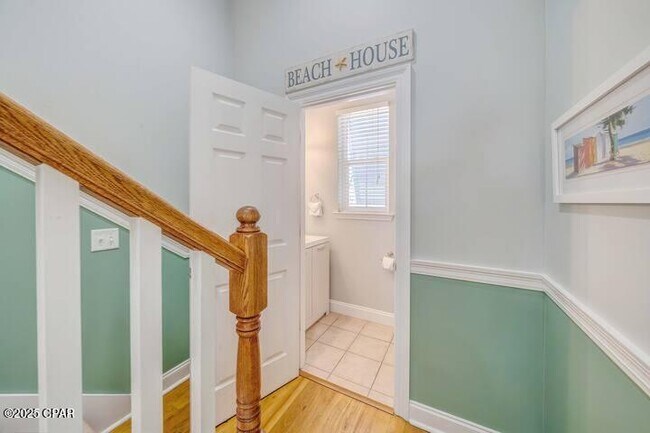 Building Photo - 5405 Thomas Dr