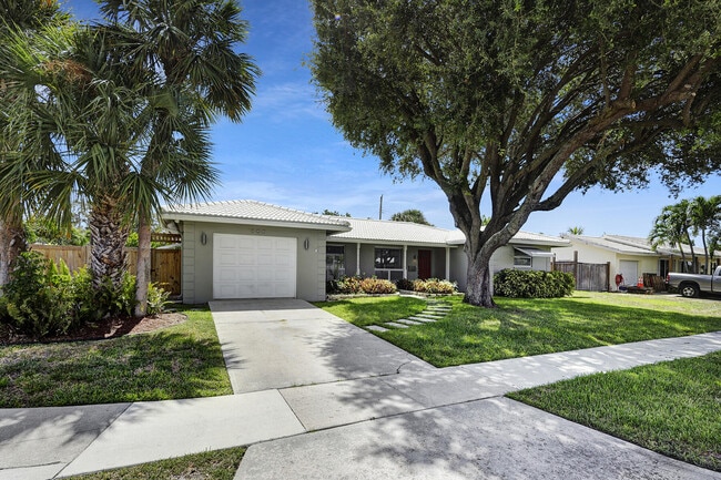Primary Photo - 800 SW 12th Ave