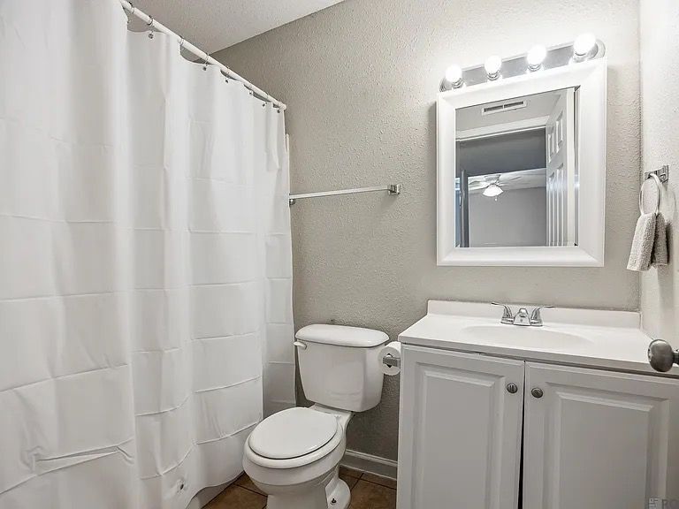 Building Photo - 844 Hammond Manor Dr