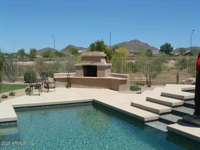 Building Photo - 17654 W Willow Dr
