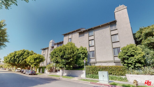Building Photo - 8740 Tuscany Ave