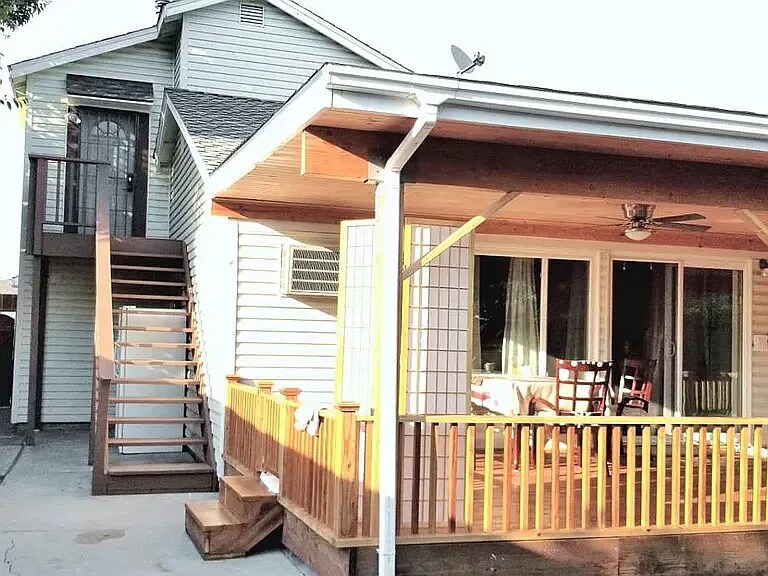 Building Photo - 5980 Cabral Ave