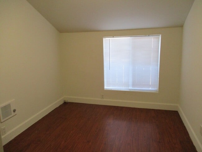 Building Photo - 2762 Market St