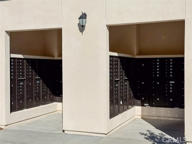 Building Photo - 39261 Delhaven St