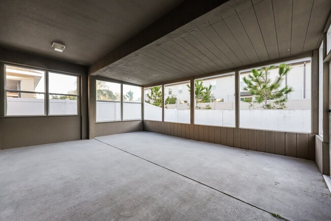 Building Photo - 8610 Sandy Plains Dr