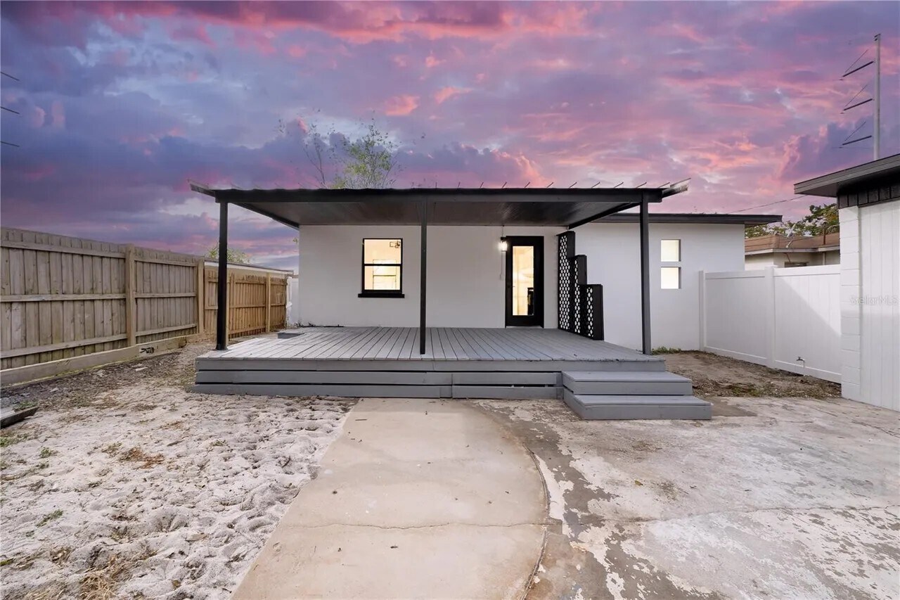 Building Photo - 3033 28th St N