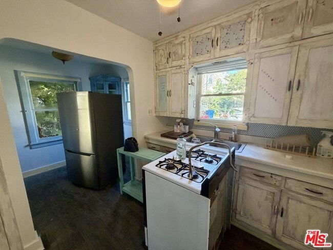 Building Photo - 14119 Erwin St