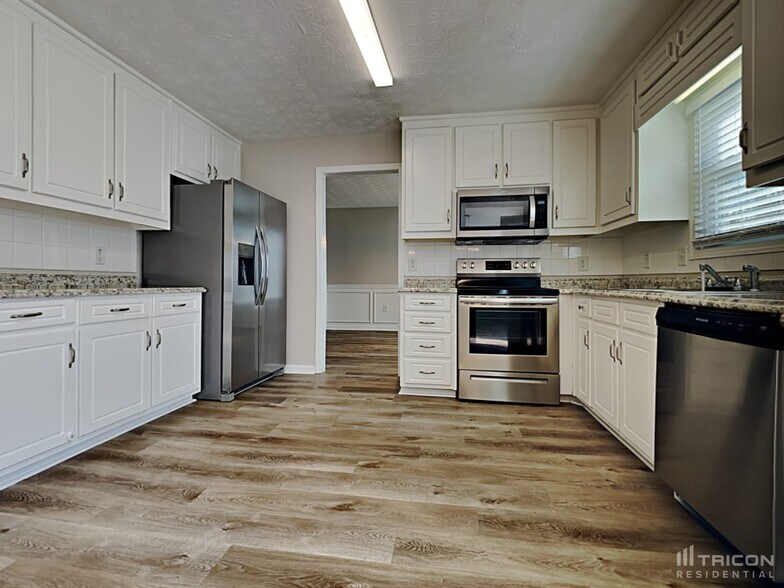 Building Photo - 703 Morgans Ridge Dr