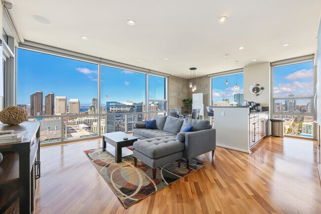 Building Photo - 321 10th Ave