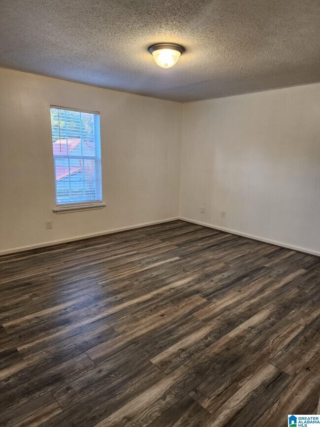 Building Photo - 504 Patton Chapel Way