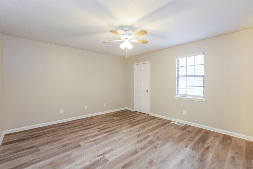 Building Photo - 3204 Plymouth Rock Dr